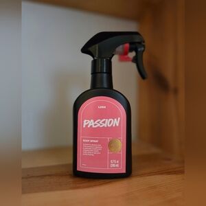 LUSH Passion Body Spray